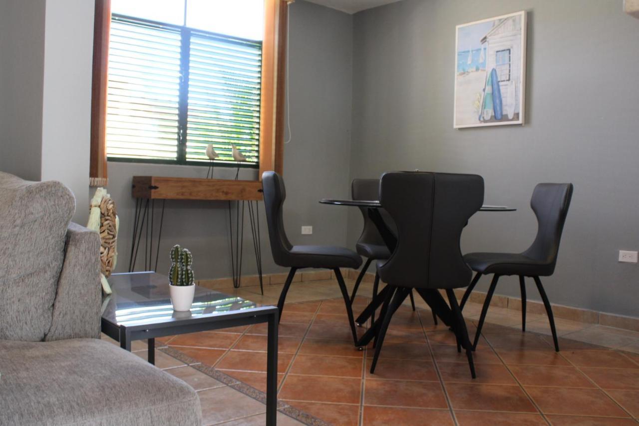 Mar Azul Bay View Apartment Бокерон Екстер'єр фото